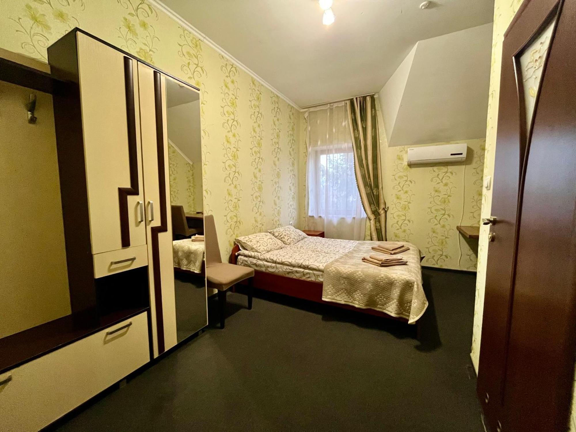 Domino Hotel Berehove  Luaran gambar