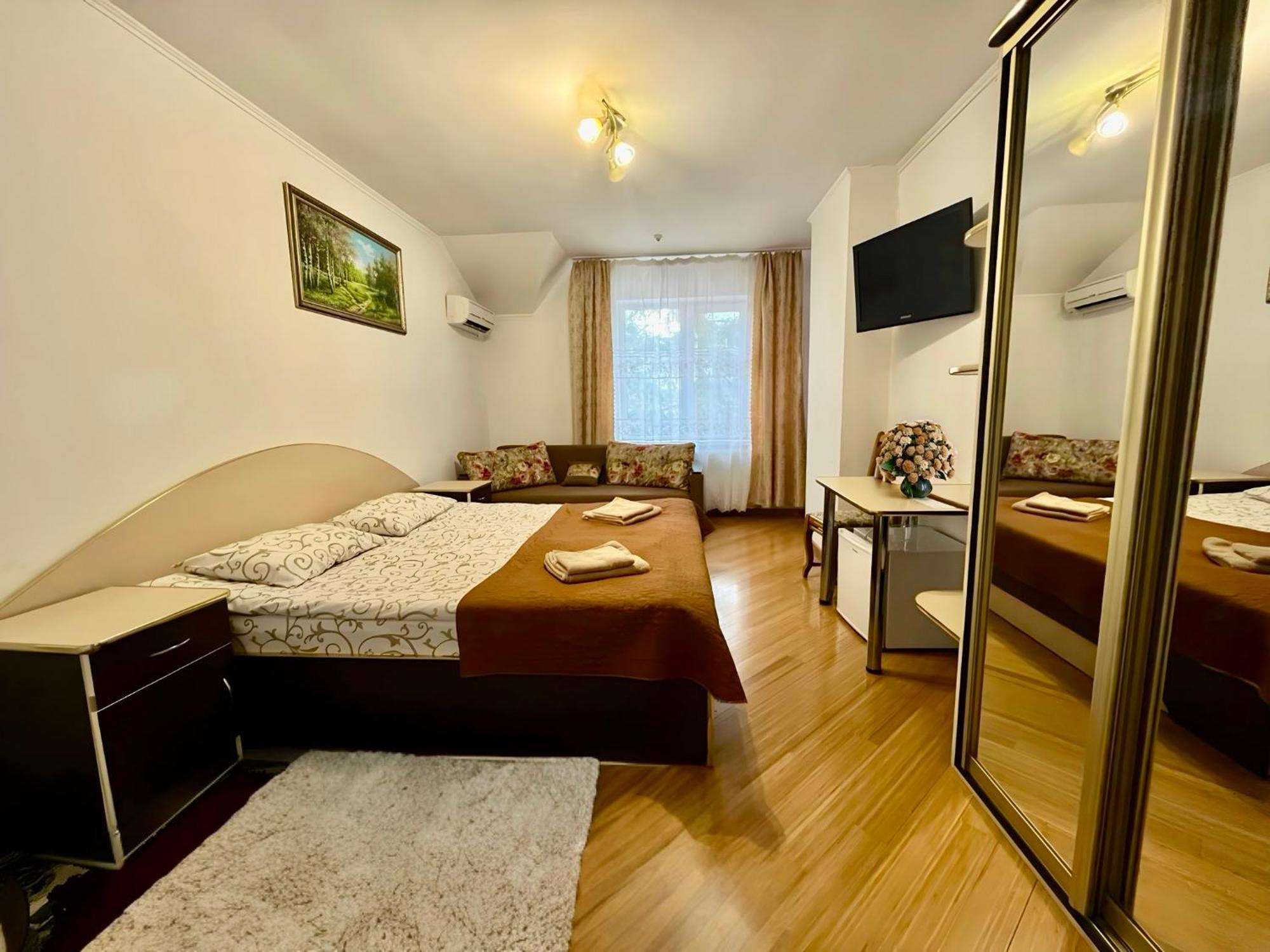 Domino Hotel Berehove  Luaran gambar