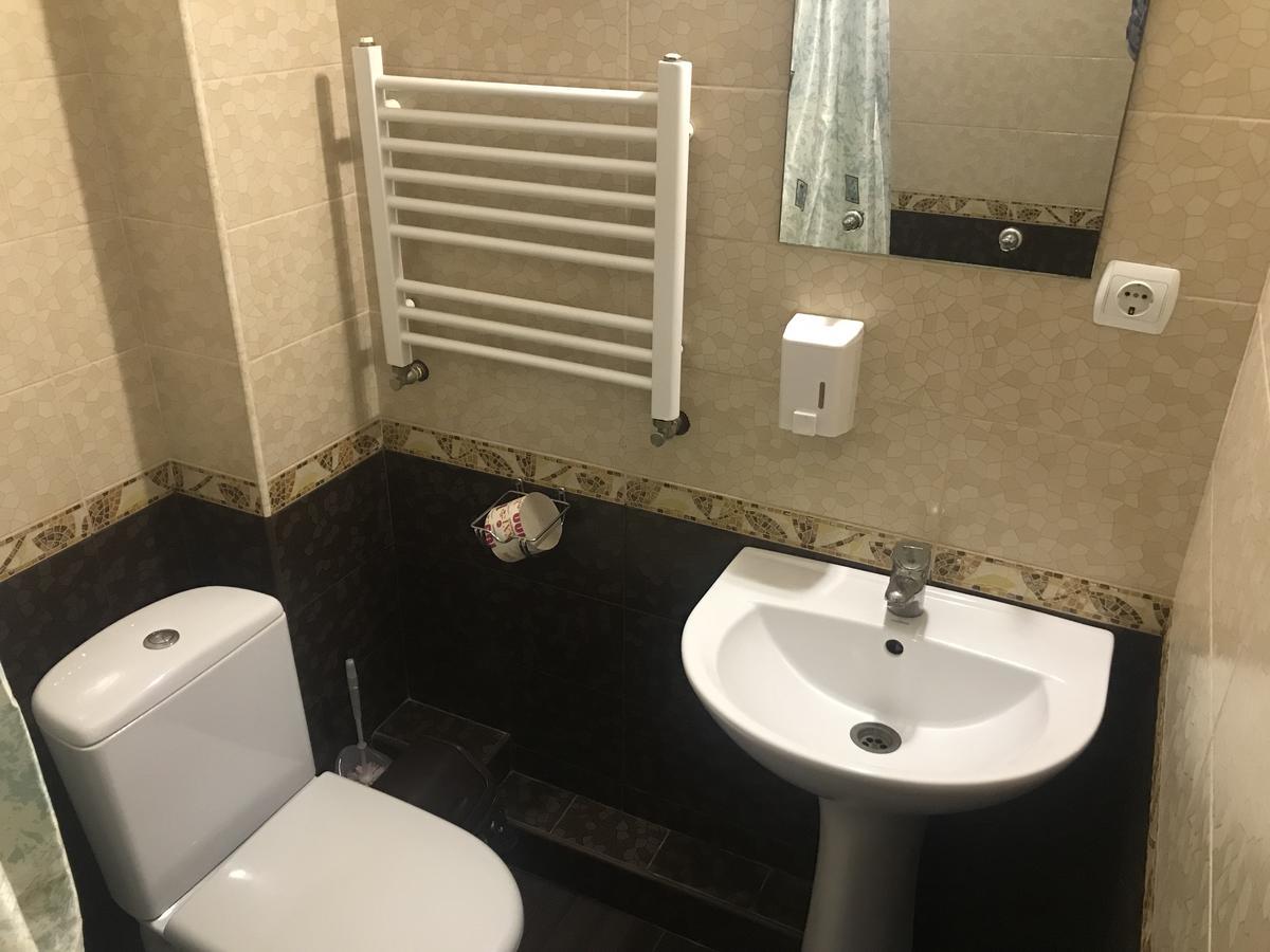 Domino Hotel Berehove  Luaran gambar
